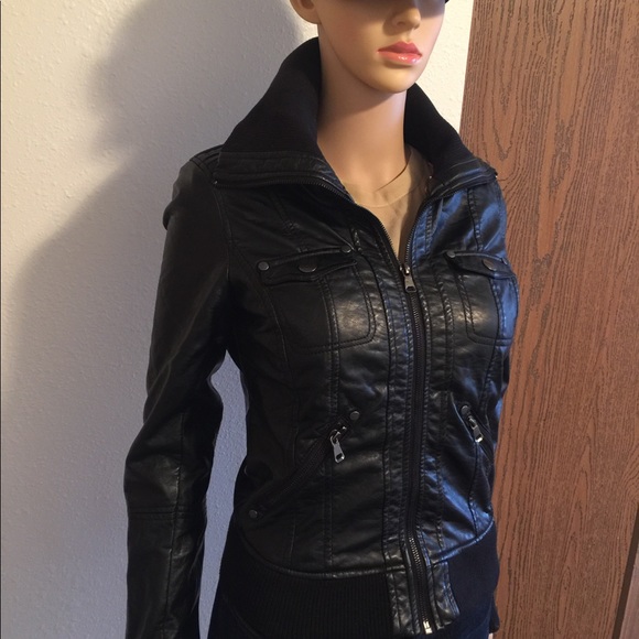 Petite black Jacket - Picture 1 of 7