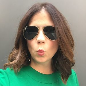 Meet your Posher, Jennifer