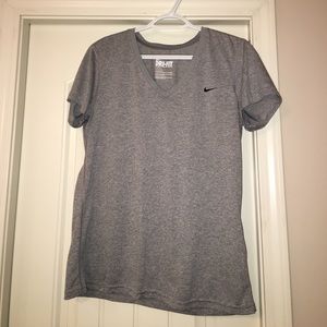 Nike Dri-fit size L v-neck tee
