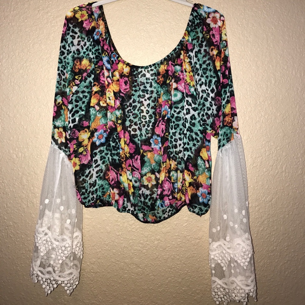 Women's crop top