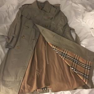 Vintage Burberry  Men’s Trench Coat
