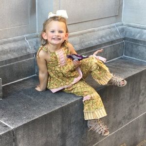 Cranberry Ridge Design outfit