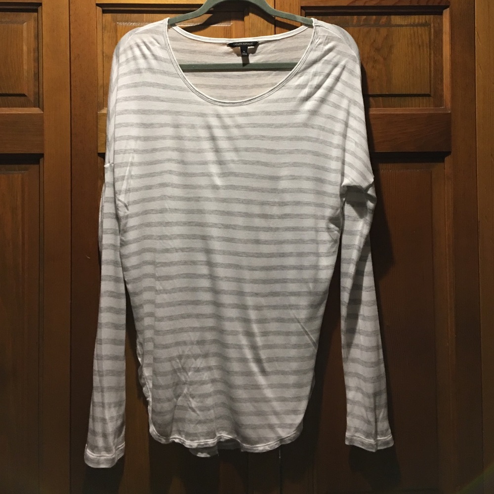 Banana Republic long sleeve tee