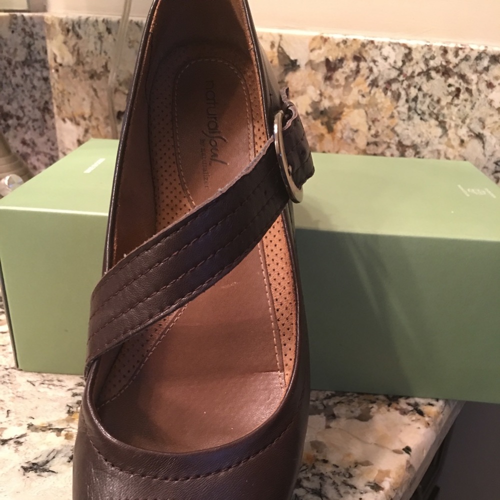 Natural Soul Size 9 shoe