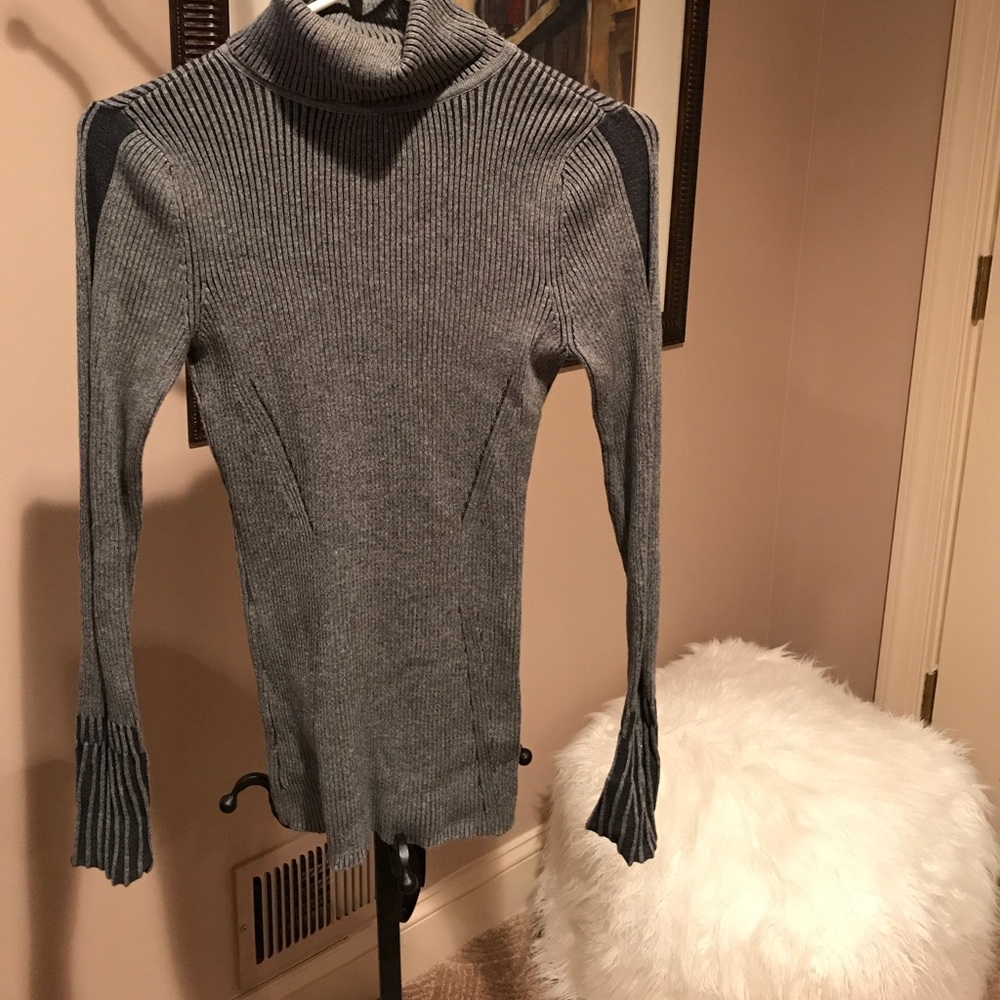 Gray sweater