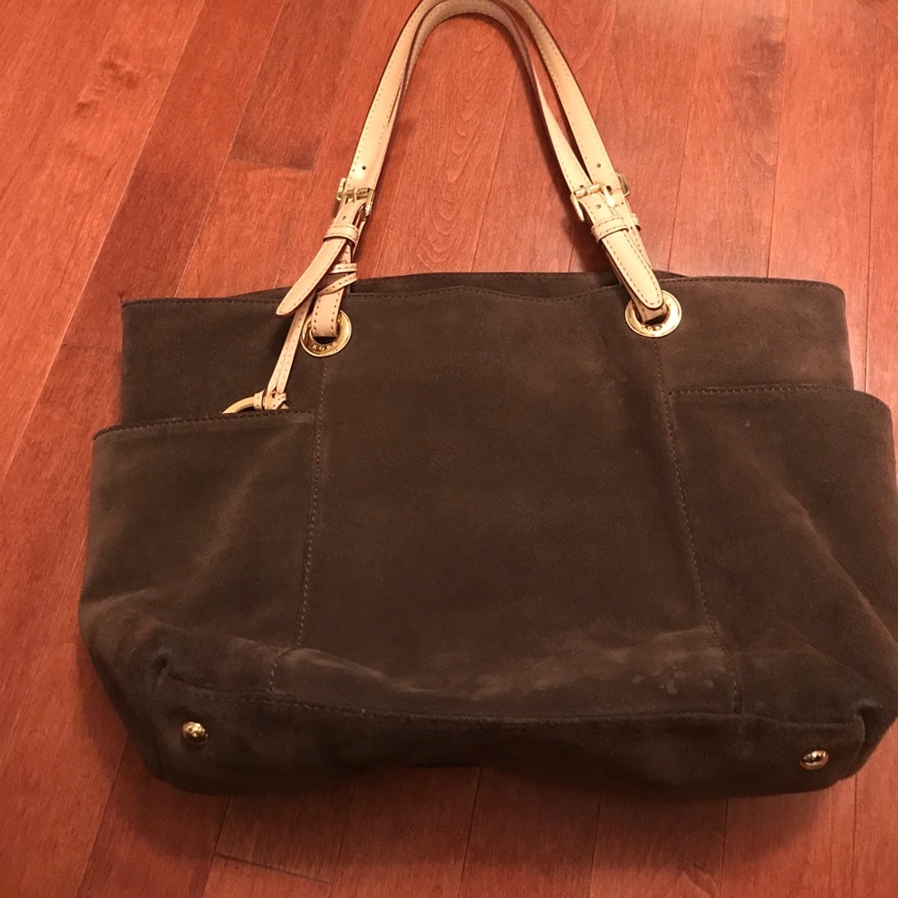 Micheal Kors Jet Set Bag- 10% price reduction!!