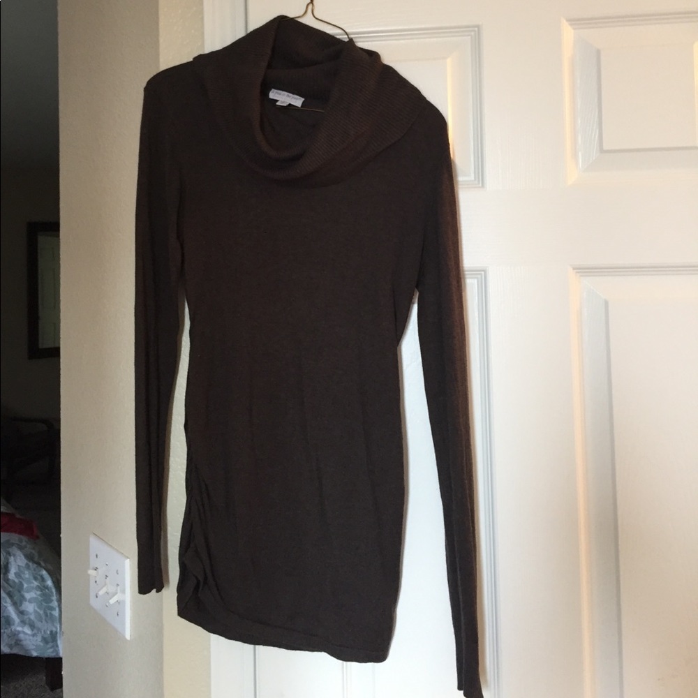 Pea in the pod cashmere sweater