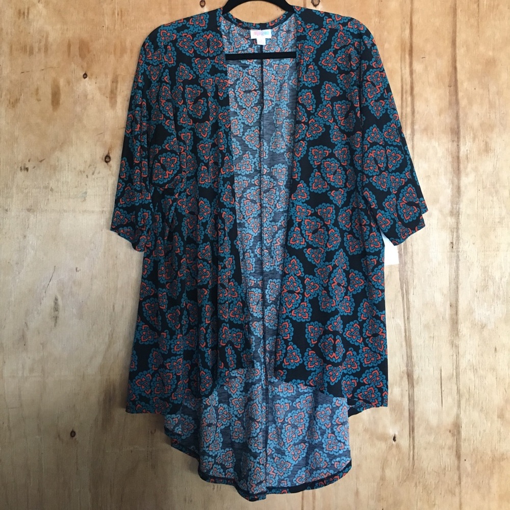 LulaRoe Lindsay kimono