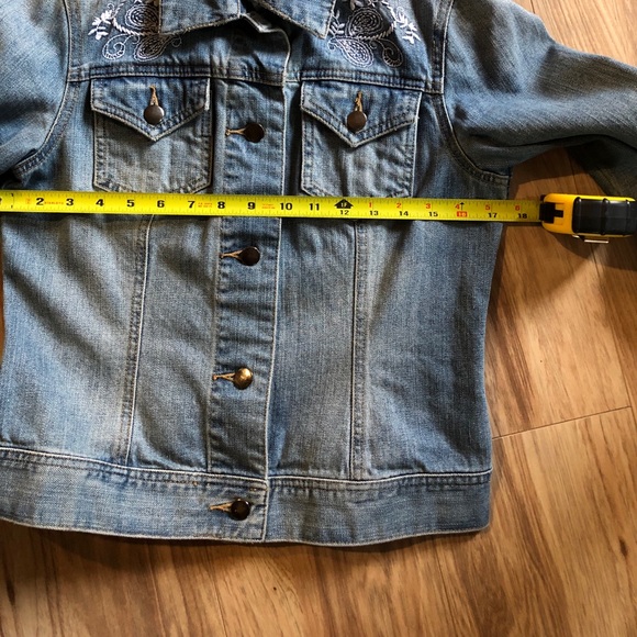 Host Pic🎉 Perfect For Fall-Embroidered Jacket 🍁 - Picture 6 of 7