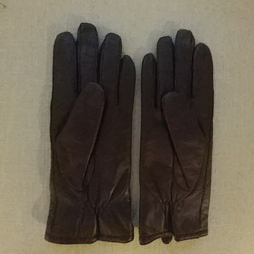 Thinsulate Leather Gloves - Picture 4 of 7