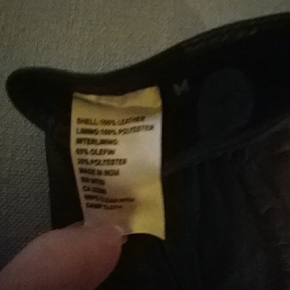 Thinsulate Leather Gloves - Picture 5 of 7