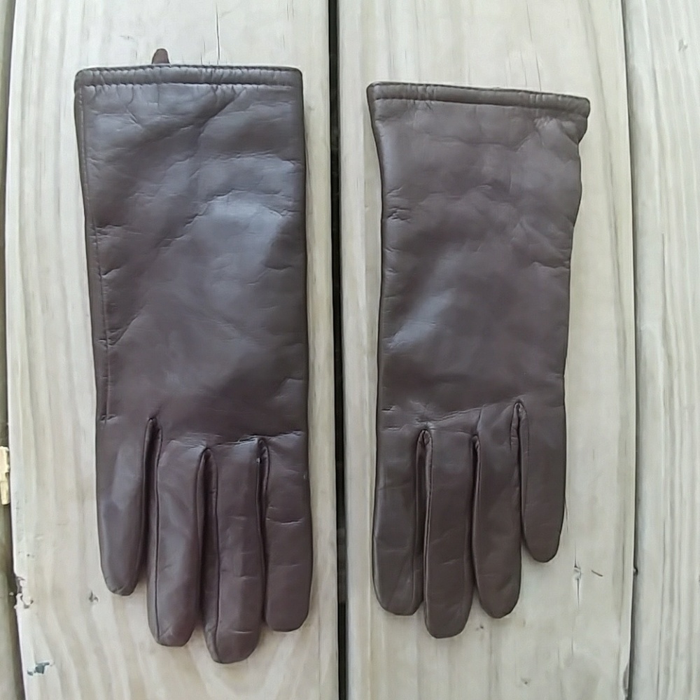 Thinsulate Leather Gloves - Picture 6 of 7
