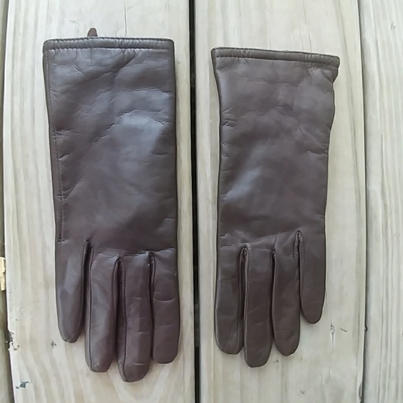 Thinsulate Leather Gloves - Picture 6 of 7