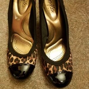 Dexflex leopard heels