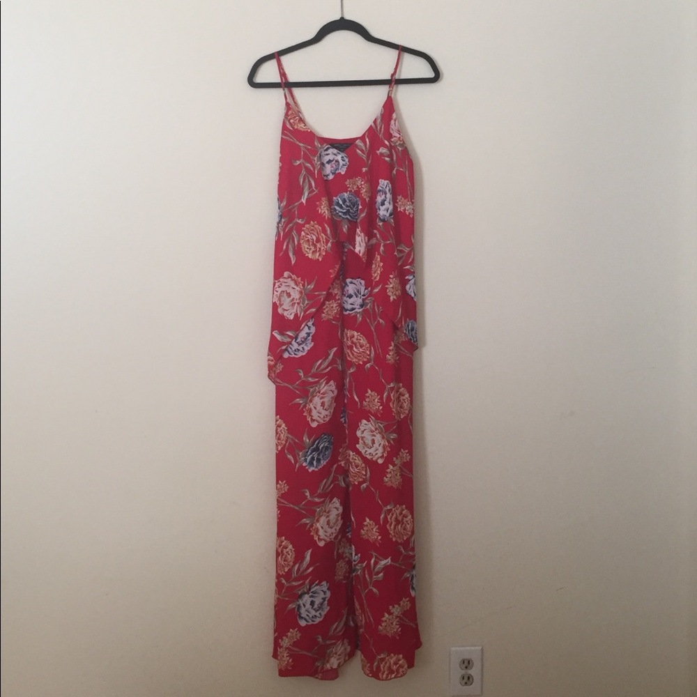 ROMEO + JULIET COUTURE, Red Floral Dress