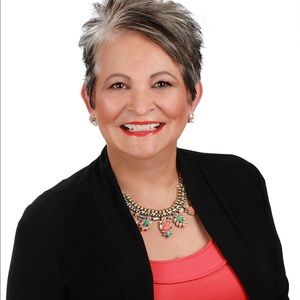 Meet your Posher, Grace