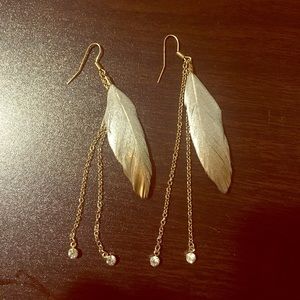 Gold earrings with silver&gold feather