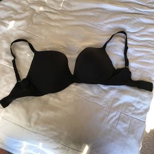 Victoria’s Secret Plunge Bra 32DD