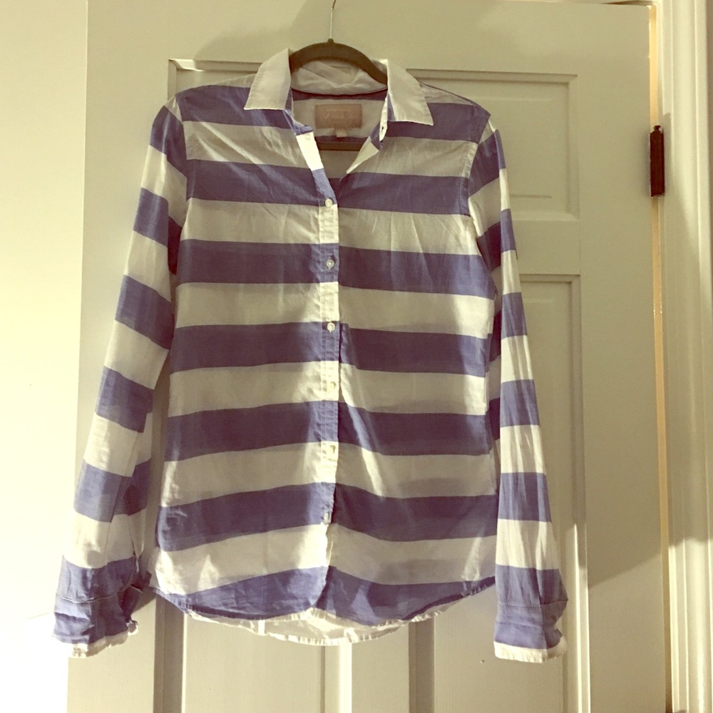 Banana Republic soft wash long sleeved shirt
