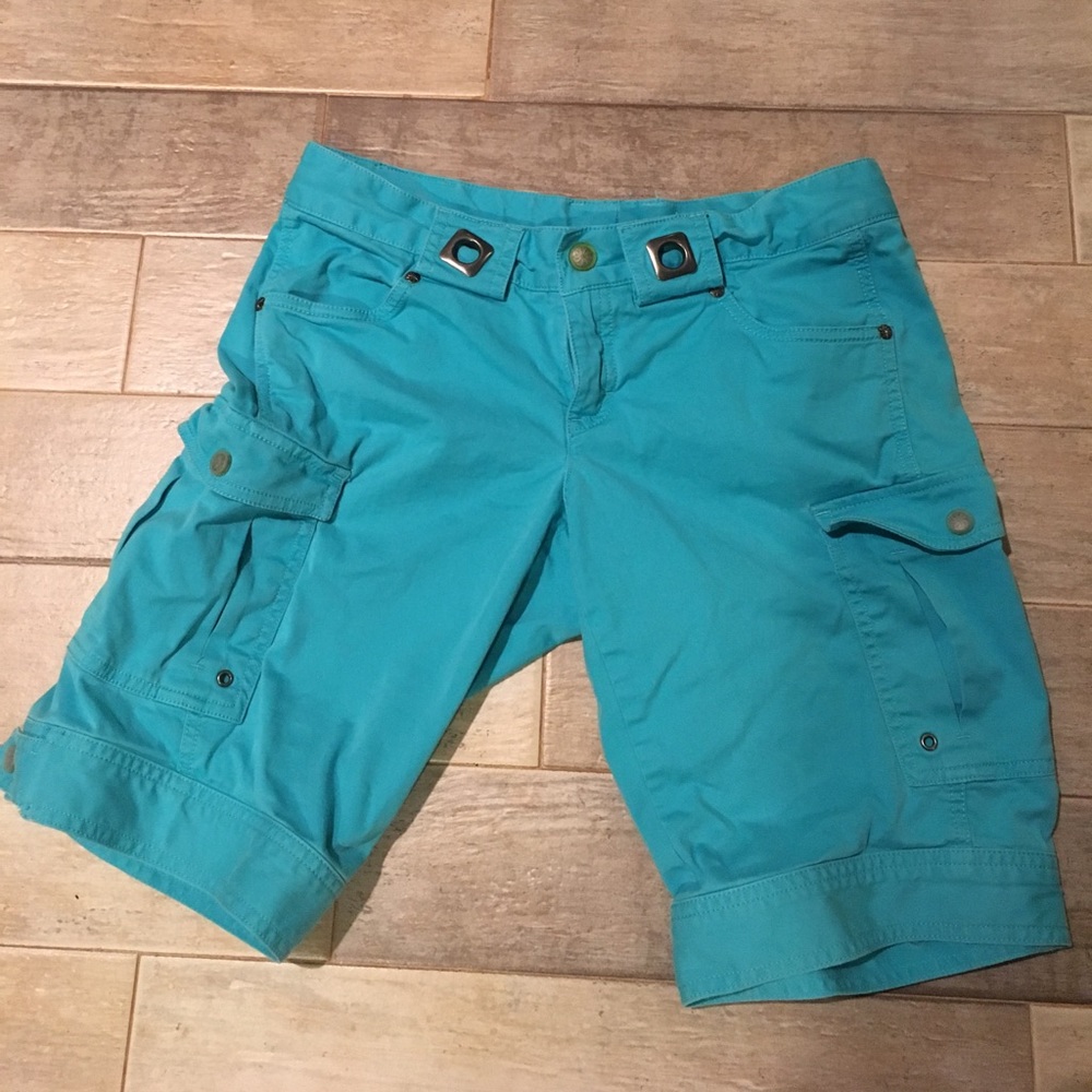 Athleta cargo shorts- 4