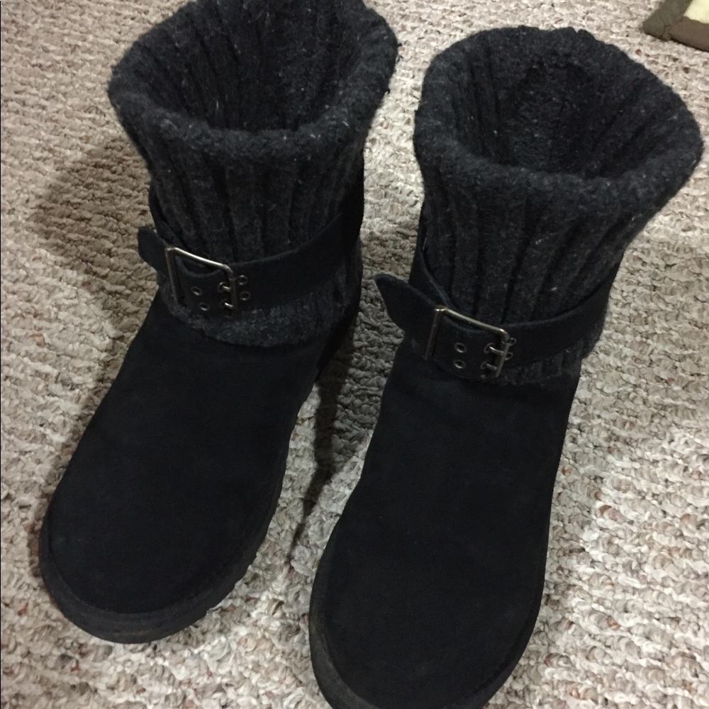 Black Ugg boots, size 7