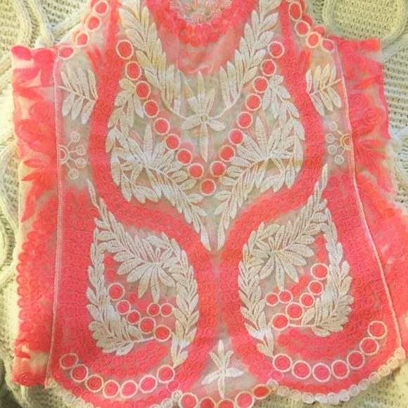 Dulcie // sheer lace embroidery tank - Picture 2 of 2