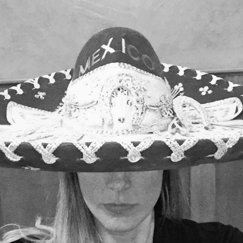 Meet your Posher, Deana