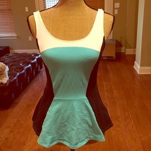 Express color block tank