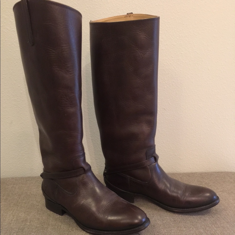 Frye Lyndsay Plate size 8