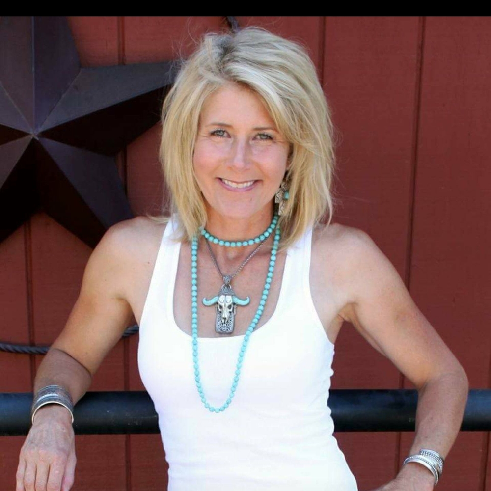 Meet your Posher, Jama