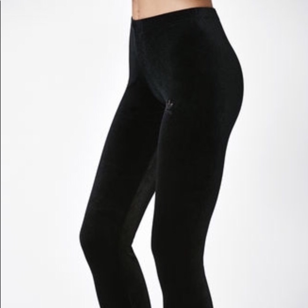 Adidas Originals Brooklyn Heights Velvet Leggings