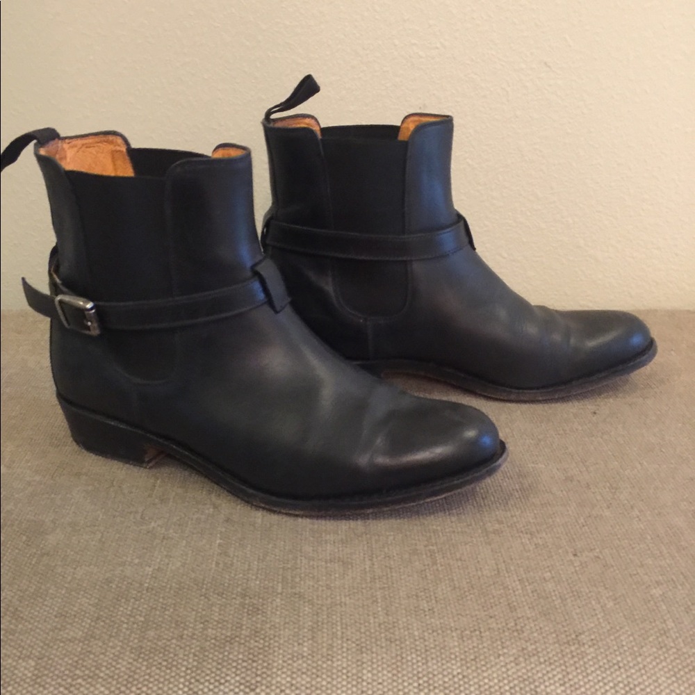 Frye pull on bootie. Size 8