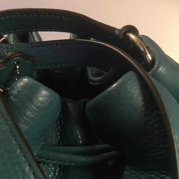 NWT - COACH TEAL BLUE PEBBLED LEATHER SHOULDER BAG - Picture 6 of 7
