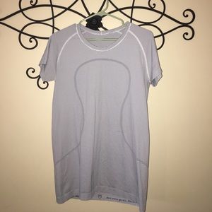 Lululemon top