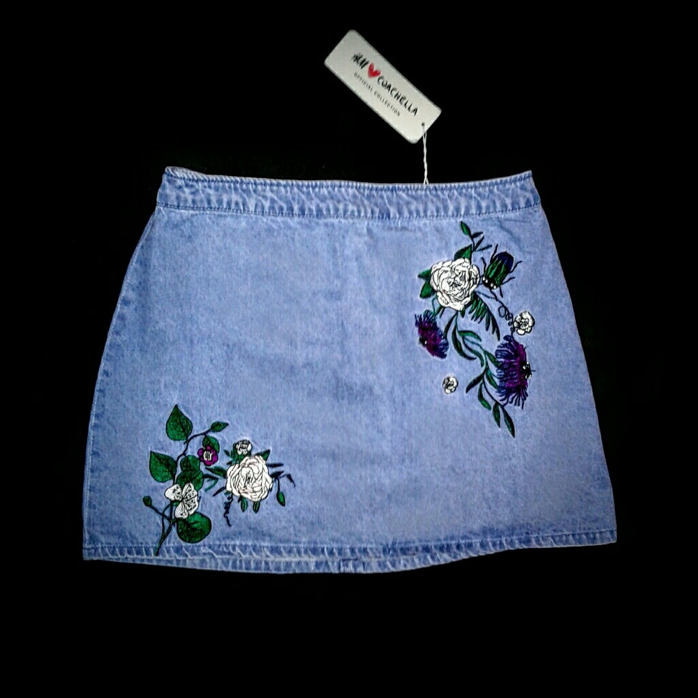 H&M denim skirt 8