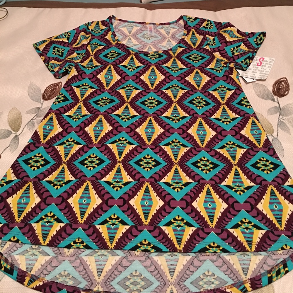 Lularoe Classic T