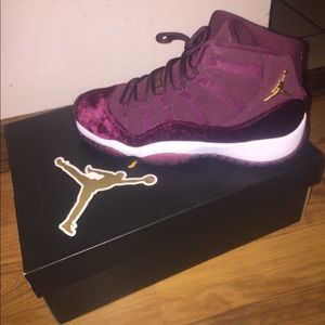 Jordan 11s Heiress Night Maroon/Mettalic Gold