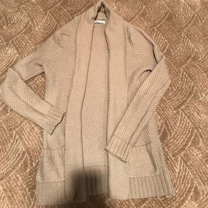 Cardigan sweater