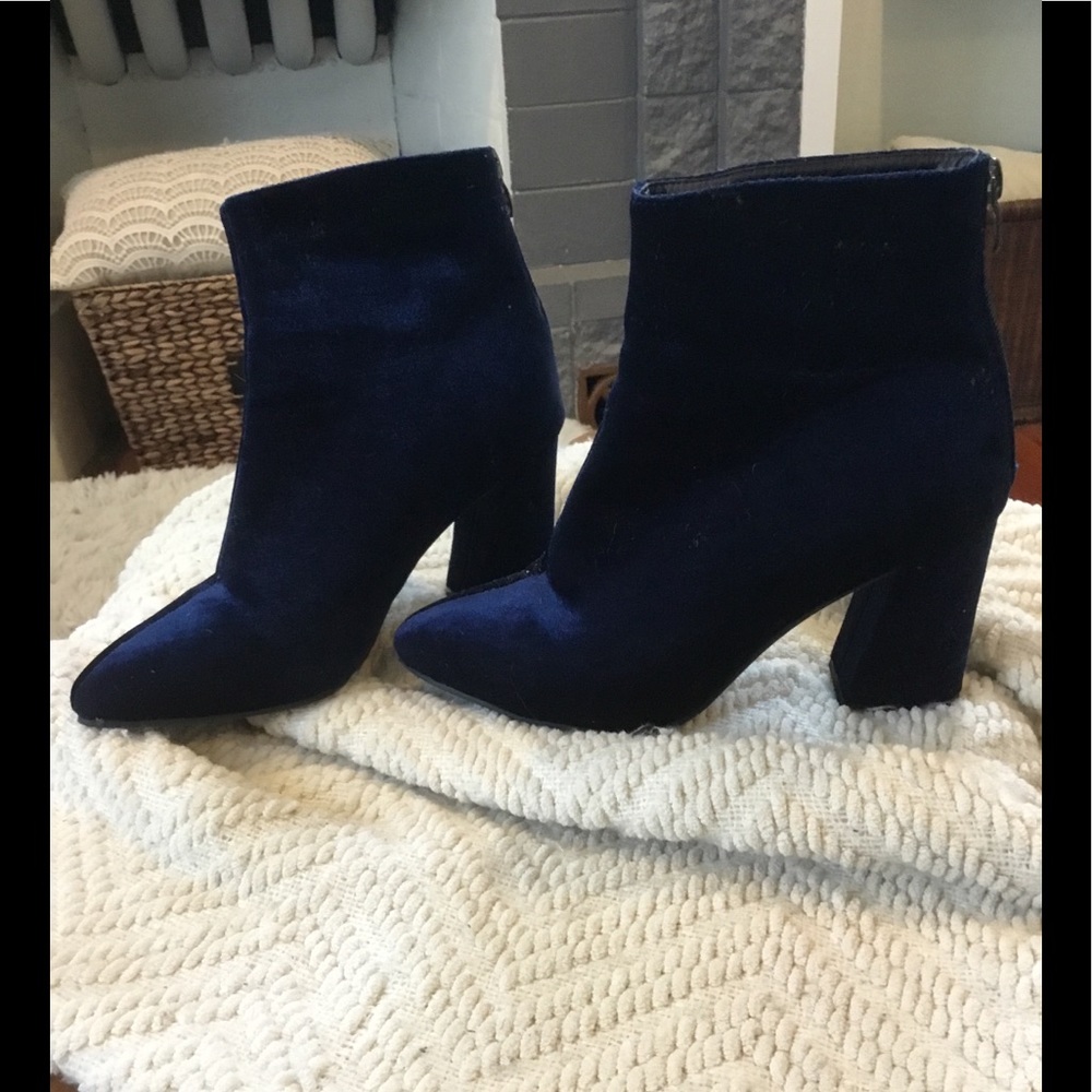 Blue Velvet Block Heel Pointed Toe Ankle Boots