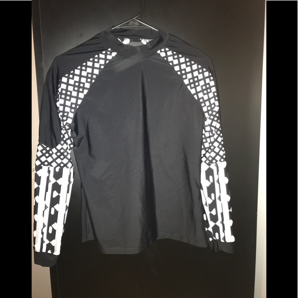 Long Sleeve Printed Top Open Back