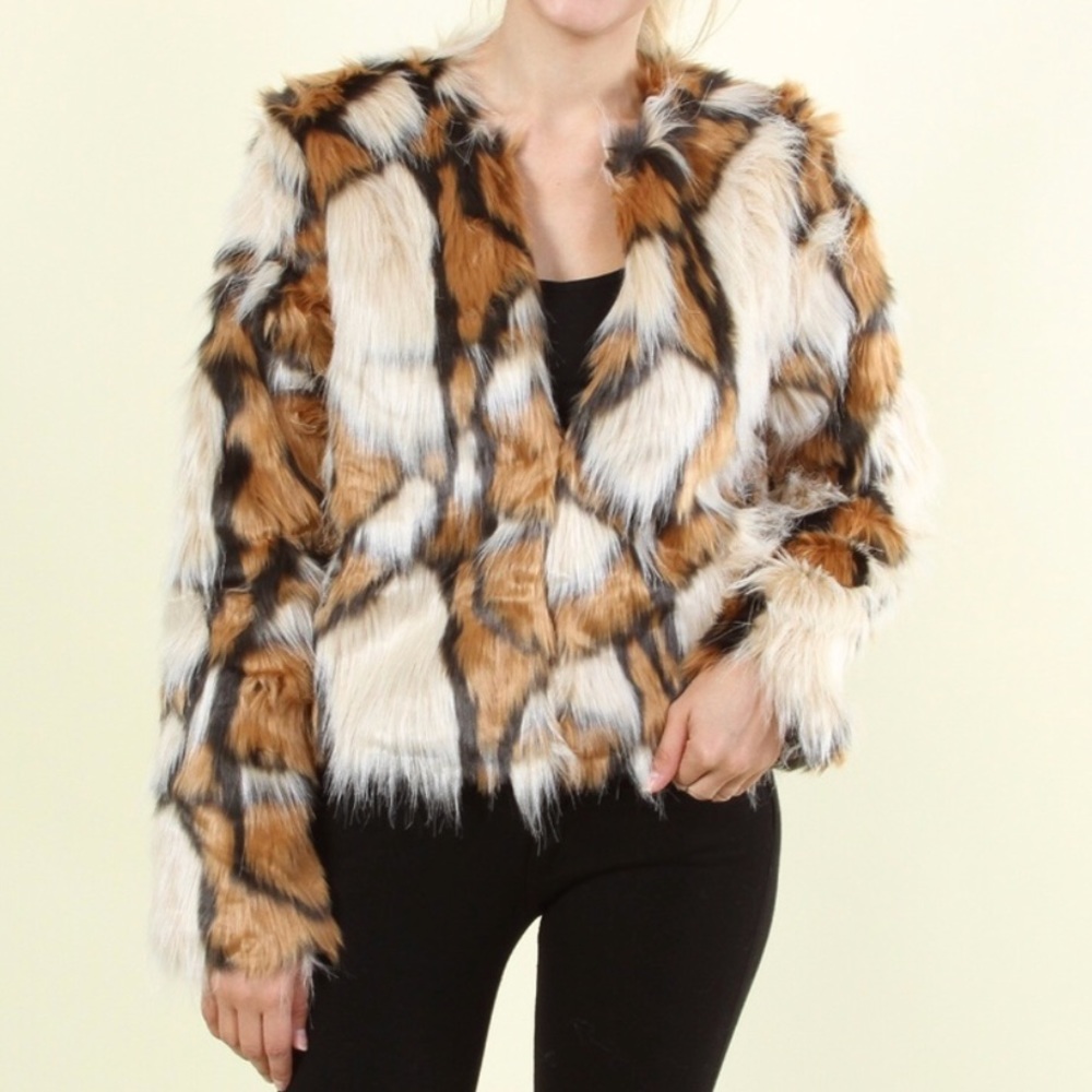LAST ONE! Paris Patchwork Faux Fur Jacket - Picture 4 of 7