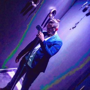 Meet your Posher, Alex