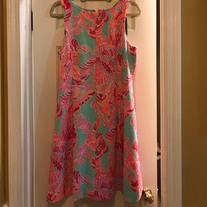 Lilly Pulitzer Dress. Size L - Brand new