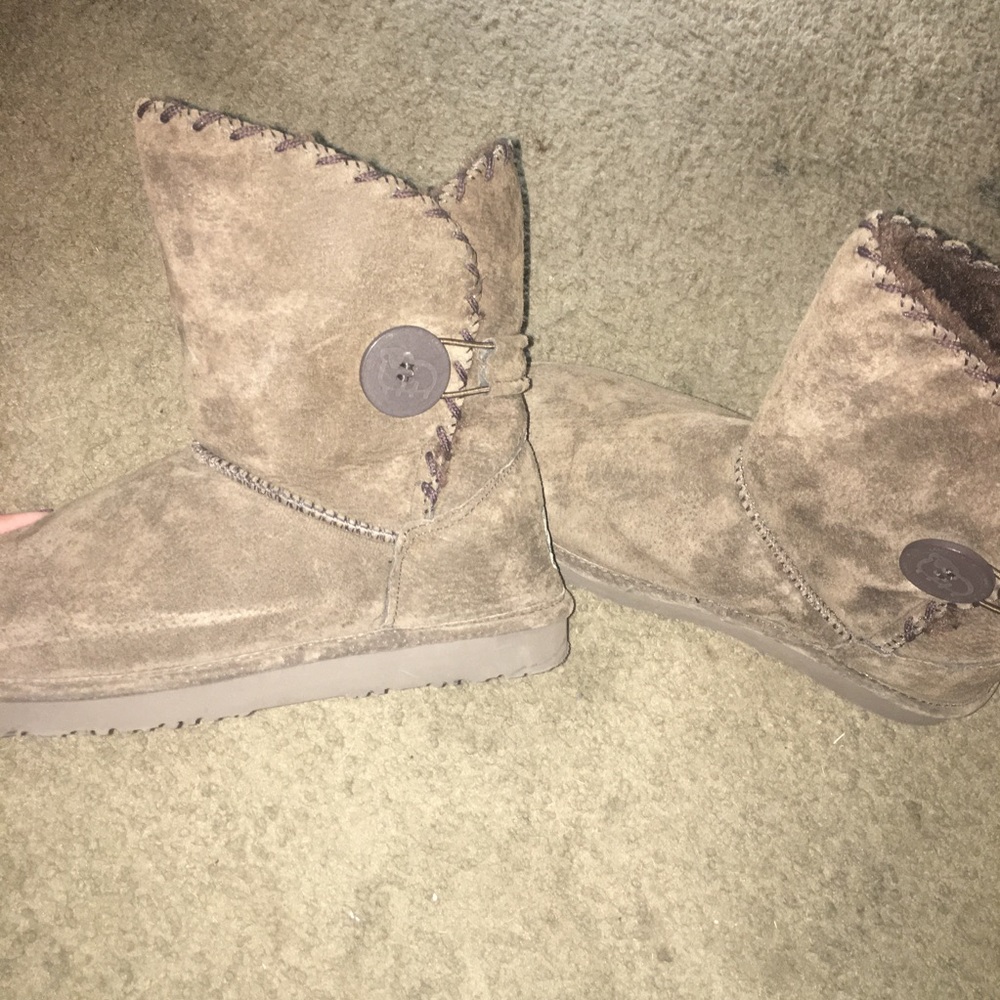 Brown Bearpaw Fur Boots