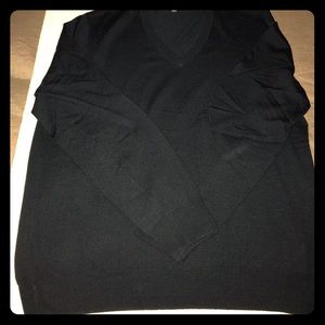 Brooks Brothers Merino Wool vneck sweater