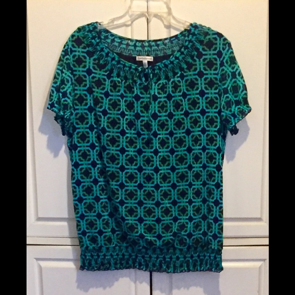 Pretty Teal Top