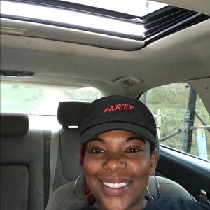 Meet your Posher, Tiffany