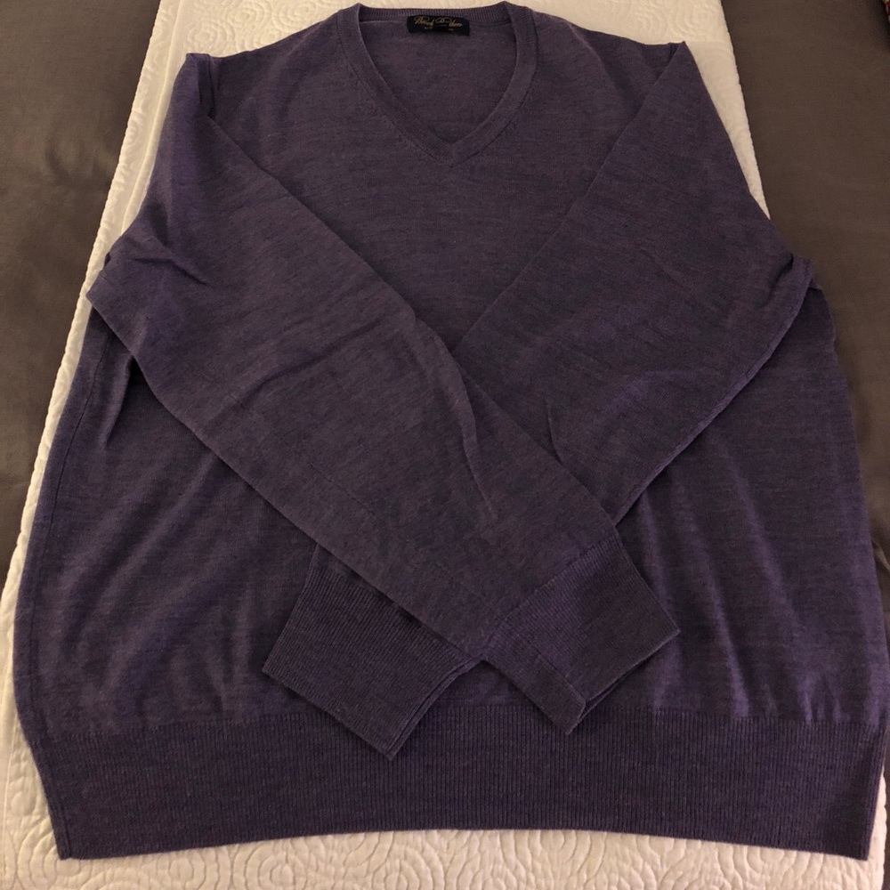 Lavender Brooks Brothers Merino Wool vneck sweater