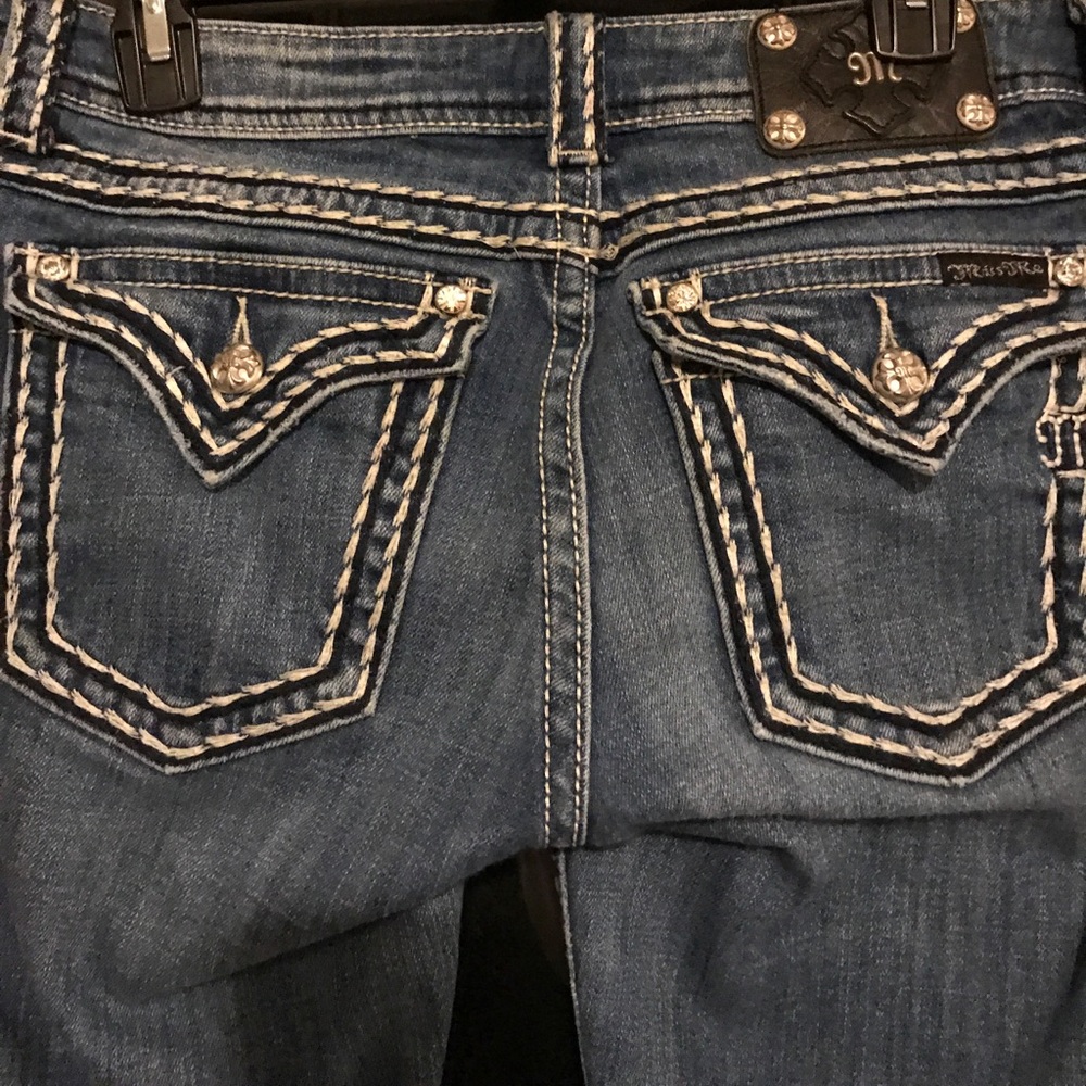 Miss Me Boot Leg Jeans - Picture 3 of 8