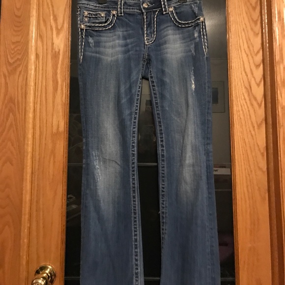 Miss Me Boot Leg Jeans - Picture 6 of 8